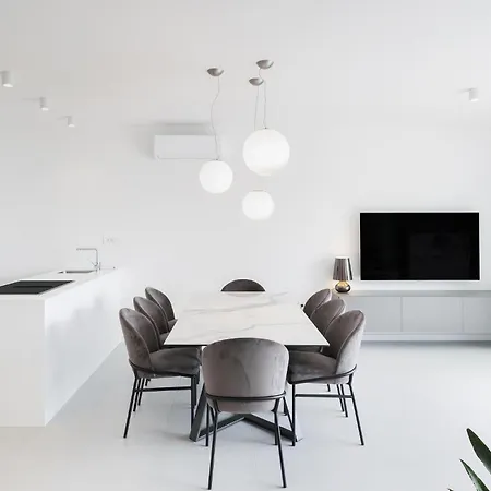 Semesterbostad Gorgeous In