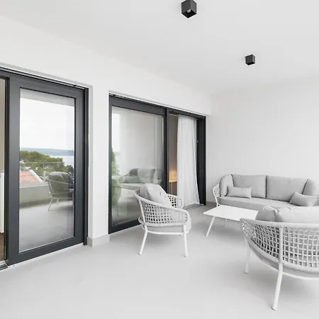 Gorgeous In Prázdninový dům *